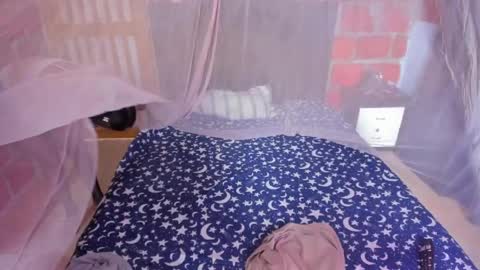 Scarlett online show from April 6, 2026, 3:57 pm