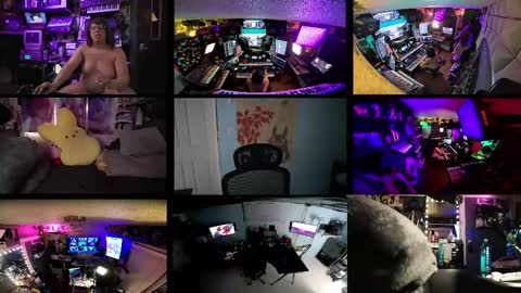 Snapshot of nyxraven chatting on February 18, 2025, 9:21 am NyxRaven online show from February 18, 2025, 9:21 am