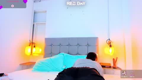 Lyam online show from December 22, 2024, 2:16 pm