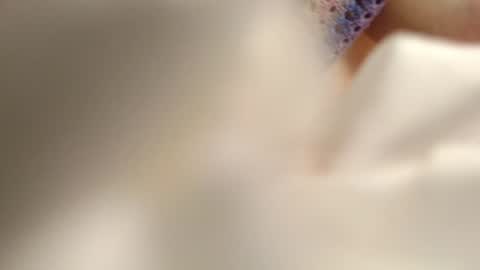 Snapshot of oatmilk7 chatting on February 8, 2025, 4:25 am oatmilk7 online show from February 8, 2025, 4:25 am