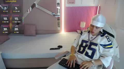 Snapshot of oblivionlove chatting on May 28, 2026, 9:56 pm oblivionlove online show from May 28, 2026, 9:56 pm