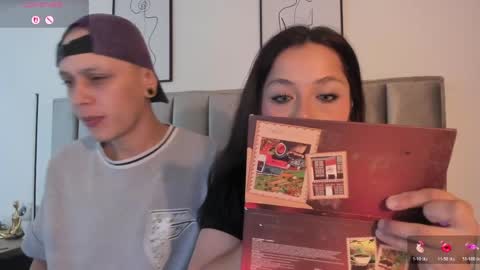 Sara Help me reach 1000 followers online show from April 23, 2026, 1:02 pm