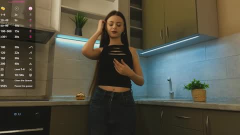 Bella online show from March 29, 2026, 3:12 pm