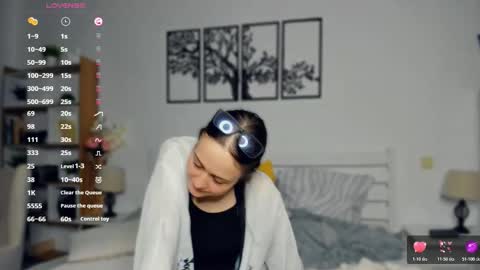 Snapshot of obsidiva chatting on March 25, 2026, 8:37 pm Elis online show from March 25, 2026, 8:37 pm