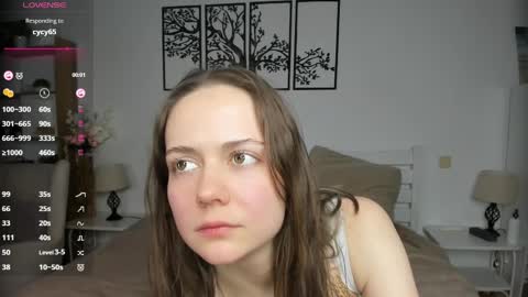 Snapshot of obsidiva chatting on April 9, 2026, 8:25 pm Elis online show from April 9, 2026, 8:25 pm