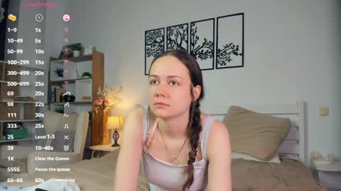 Snapshot of obsidiva chatting on April 11, 2026, 8:35 pm Elis online show from April 11, 2026, 8:35 pm