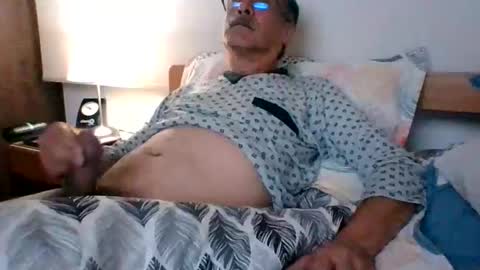 Snapshot of ocorrea chatting on June 10, 2026, 3:50 am ocorrea online show from June 10, 2026, 3:50 am