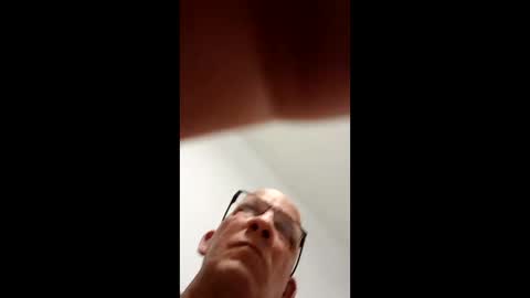 ocr51219 online show from April 26, 2026, 9:45 pm