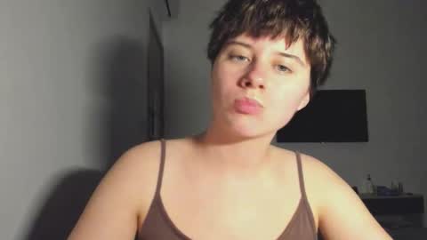 Snapshot of octopussy69x chatting on January 11, 2026, 11:15 am Evie online show from January 11, 2026, 11:15 am