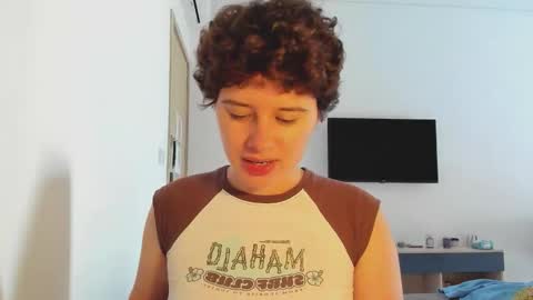 Snapshot of octopussy69x chatting on January 19, 2026, 4:05 am Evie online show from January 19, 2026, 4:05 am