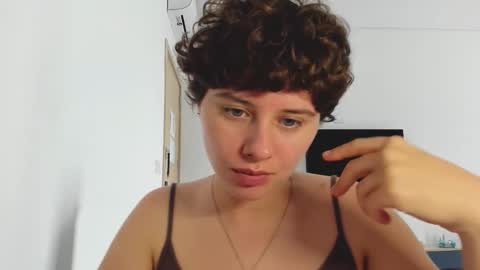 Snapshot of octopussy69x chatting on February 9, 2026, 5:00 am Evie online show from February 9, 2026, 5:00 am