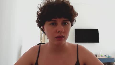 Snapshot of octopussy69x chatting on February 16, 2026, 7:37 am Evie online show from February 16, 2026, 7:37 am