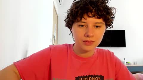 Snapshot of octopussy69x chatting on February 20, 2026, 6:26 am Evie online show from February 20, 2026, 6:26 am