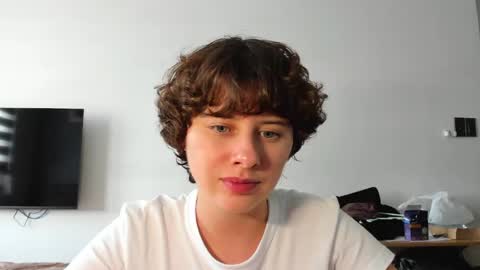 Evie online show from March 23, 2026, 7:23 am