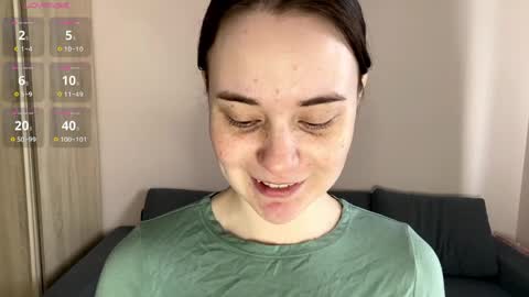 Snapshot of odellabowman chatting on April 1, 2026, 7:42 am Night Odella Bowman Julia online show from April 1, 2026, 7:42 am