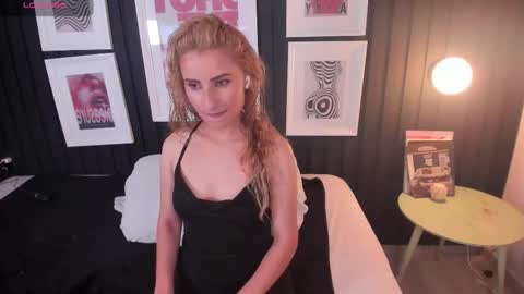 Snapshot of odette_bulgari chatting on February 10, 2026, 10:41 am Ana online show from February 10, 2026, 10:41 am