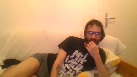 oeffel online show from March 13, 2026, 6:47 pm