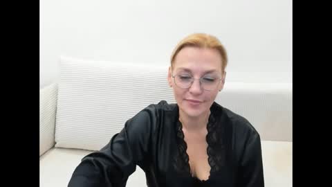oeigesmik online show from April 8, 2026, 10:48 am