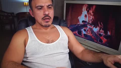 Snapshot of officeman7 chatting on January 3, 2025, 5:53 pm officeman7 online show from January 3, 2025, 5:53 pm