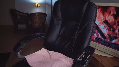 Snapshot of officeman7 chatting on January 19, 2025, 4:36 pm officeman7 online show from January 19, 2025, 4:36 pm