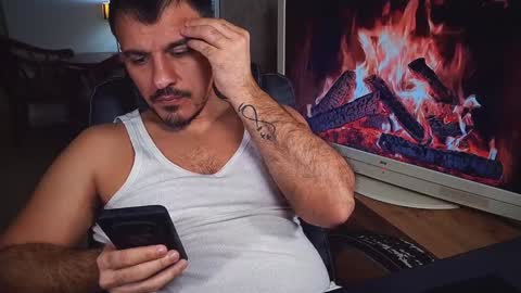 Snapshot of officeman7 chatting on February 3, 2025, 5:03 pm officeman7 online show from February 3, 2025, 5:03 pm