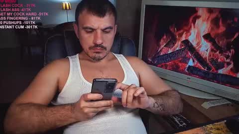 Snapshot of officeman7 chatting on March 6, 2025, 8:37 pm officeman7 online show from March 6, 2025, 8:37 pm