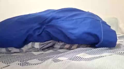 Alexandro Tower online show from November 2, 2025, 12:40 pm