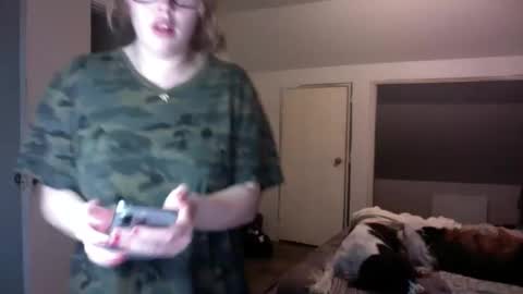 Snapshot of official_mickey_manson chatting on February 16, 2026, 2:13 pm official_mickey_manson online show from February 16, 2026, 2:13 pm