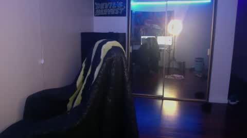 Money online show from December 5, 2024, 8:11 am