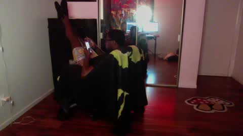 Money online show from October 8, 2025, 8:34 am