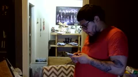 oscar flores online show from April 22, 2026, 5:21 am