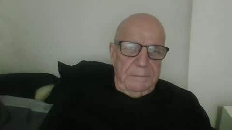 oggi95 online show from November 13, 2025, 3:22 pm