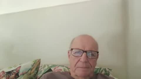 oggi95 online show from May 15, 2026, 12:23 pm