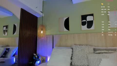 Snapshot of oh_hollyy chatting on March 18, 2026, 11:24 am Holly online show from March 18, 2026, 11:24 am