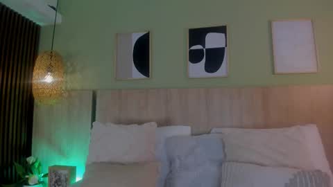 Snapshot of oh_hollyy chatting on March 21, 2026, 11:15 am Holly online show from March 21, 2026, 11:15 am