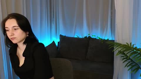 oh_kate_ online show from February 18, 2026, 1:56 am