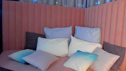 oh_kate_ online show from February 21, 2026, 2:12 am