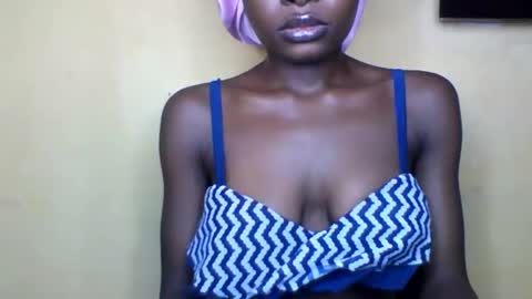 Snapshot of oh_sexyphilo chatting on November 30, 2025, 9:24 am philo bby online show from November 30, 2025, 9:24 am