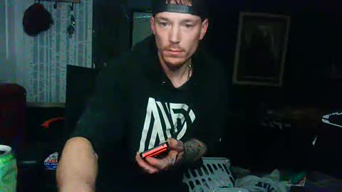 who dares  toss me some  tips lets have fun online show from November 27, 2025, 12:40 pm