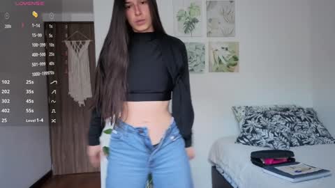 ohanna_ online show from November 26, 2025, 10:11 pm