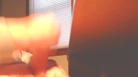 Snapshot of ohioguy64 chatting on December 18, 2025, 12:44 pm ohioguy64 online show from December 18, 2025, 12:44 pm