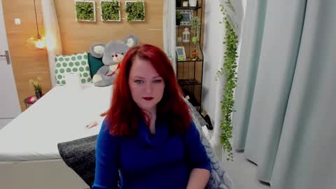 OhLadyPlease online show from November 10, 2025, 5:50 am