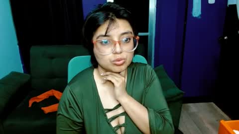 ohmysqueak online show from April 16, 2026, 11:00 am