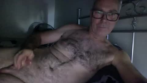 Snapshot of oiledcouple1 chatting on November 21, 2025, 11:20 am oiledcouple1 online show from November 21, 2025, 11:20 am