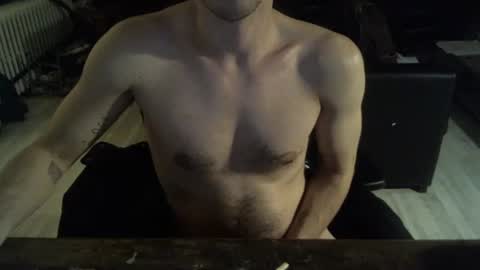 Snapshot of oimmmmmmm chatting on January 1, 2025, 10:13 pm oimmmmmmm online show from January 1, 2025, 10:13 pm