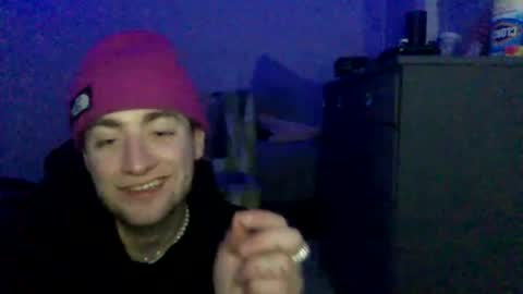 W online show from February 19, 2026, 7:37 am