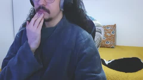 Snapshot of okako chatting on April 4, 2026, 7:28 am okako online show from April 4, 2026, 7:28 am