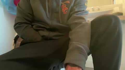 oki42 online show from November 30, 2025, 2:21 pm