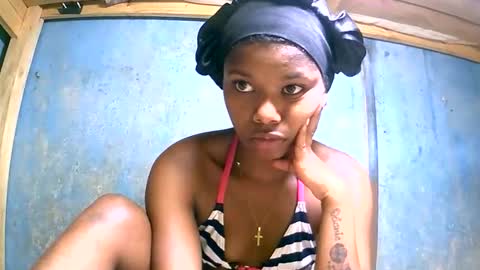 Snapshot of oktanu chatting on December 3, 2025, 11:25 pm Oktanu online show from December 3, 2025, 11:25 pm