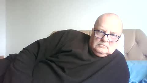 old_fkr online show from January 19, 2025, 11:56 am